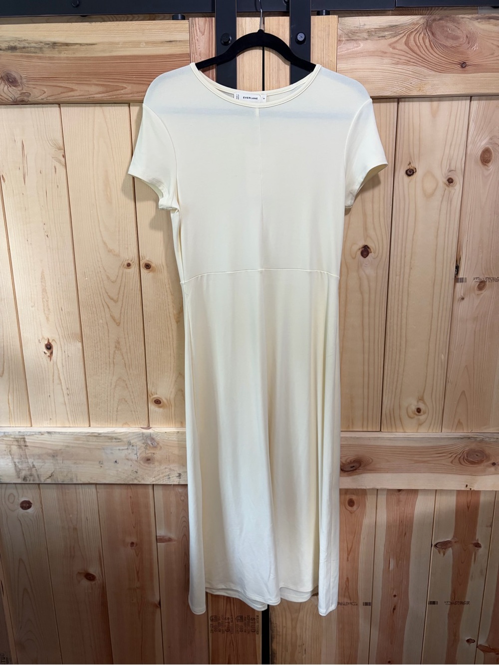 NWT Everlane Light Yellow “Pear” Midi Tee Dress Size Medium Soft Cozy Preppy